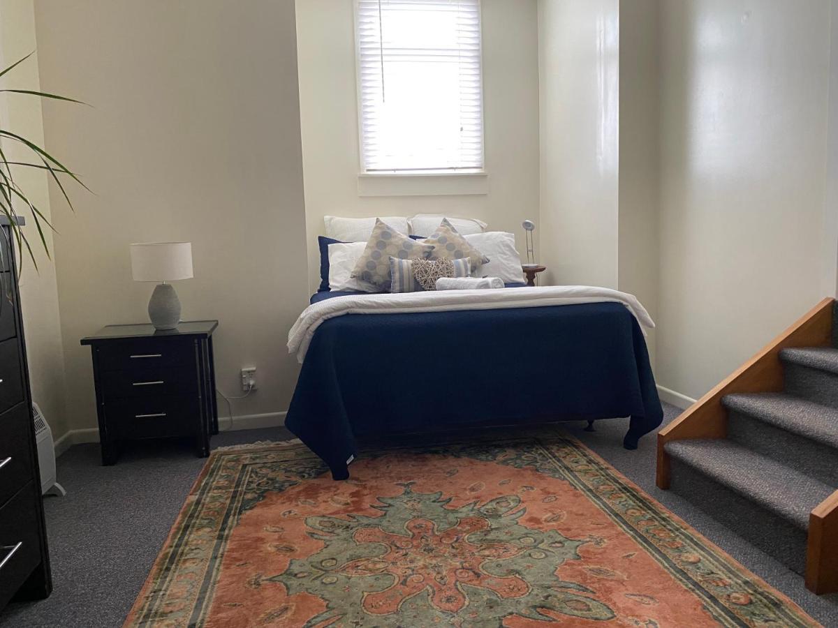 Private, Comfortable Studio. Wellington Buitenkant foto