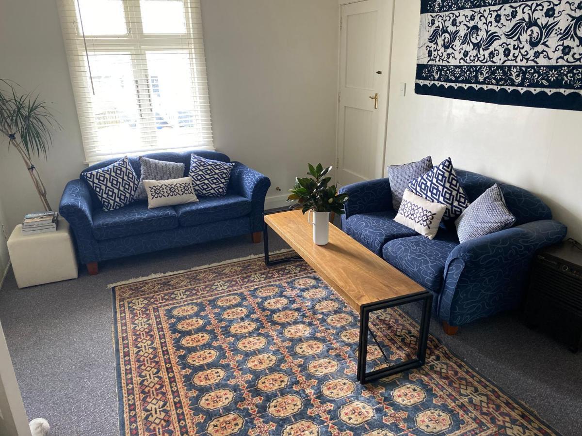 Private, Comfortable Studio. Wellington Buitenkant foto